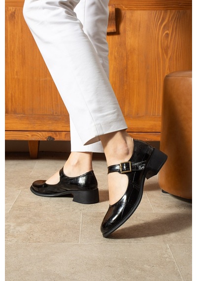 Dabab Shoes Clarıssa Kadın Siyah Ortopedik 4 Cm Topuklu Tokalı Yuvarlak Burun Balerin Babet Klasik Ayakkabı Dabab Shoes Clarıssa Kadın Siyah Ortopedik 4 Cm Topuklu Tokalı Yuvarlak Burun Balerin Babet Klasik Ayakkabı
