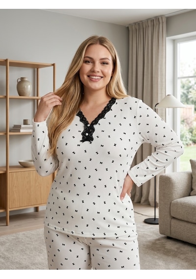 Kadın Büyük Beden Uzun Kollu Desenli Dantel Detaylı Kaşkorse Kumaş Pijama Takımı Beyaz Kurdele