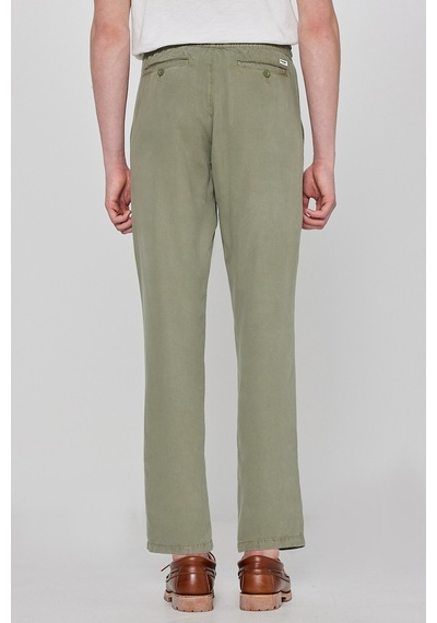 Wrangler Regular Fit Normal Bel Düz Paça Pantolon Erkek Pantolon W2610167 X45 Olive