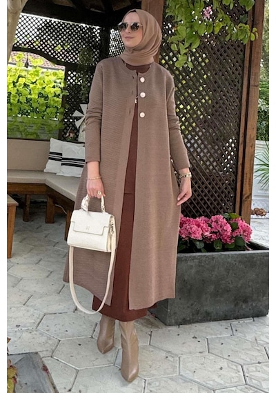 Rabia Şamlı Sinem Çelik Örme Triko Hırka Sütlü Kahve Çok Renkli