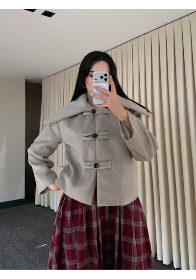 Laluvia Vizon Düğme Detaylı Kısa Kaşe Ceket - 7675 Vizon