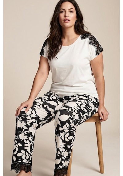 Siyah İnci Desenli Büyük Beden Battal Boy Viskon Örme Pijama Takım 26119522 Ekru Siyah İnci Desenli Büyük Beden Battal Boy Viskon Örme Pijama Takım 26119522 Ekru