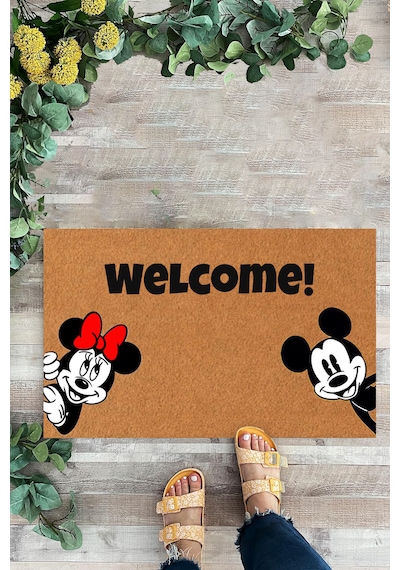 Welcome, Mickey Mouse, Iç Ve Dış Kapı Önü Paspası