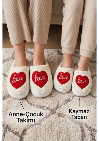 Hafif Ve Yumuşak Peluş Kaymaz Taban Anne Çocuk Misafir Kalp Love Yazılı Ev Terliği 5808 Kırmızı Hafif Ve Yumuşak Peluş Kaymaz Taban Anne Çocuk Misafir Kalp Love Yazılı Ev Terliği 5808 Kırmızı