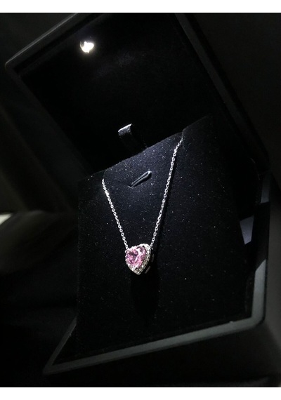 Svarovski Taşlı Pembe Kalp Model Gümüş Işıklı Kutuda Sevgiliye Eşe Arkadaşa Hediye Kolye