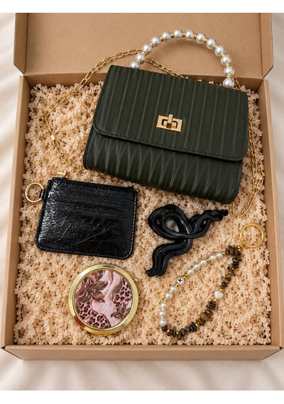 Elpida Bags Haki Incili Omuz Çantası - Kartlık, Cep Aynası, Saç Tokası & Kişiye Özel Charm Hediye Seti Haki - Siyah Elpida Bags Haki Incili Omuz Çantası - Kartlık, Cep Aynası, Saç Tokası & Kişiye Özel Charm Hediye Seti Haki - Siyah
