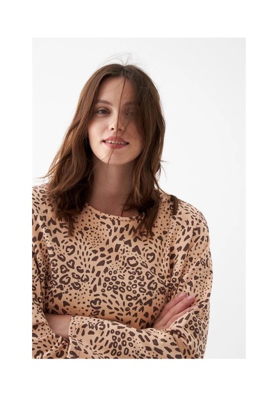 İkikareshop Kadın Oversize Bej Leopar Desenli Pamuklu Kalın Pijama Takımı Çok Renkli