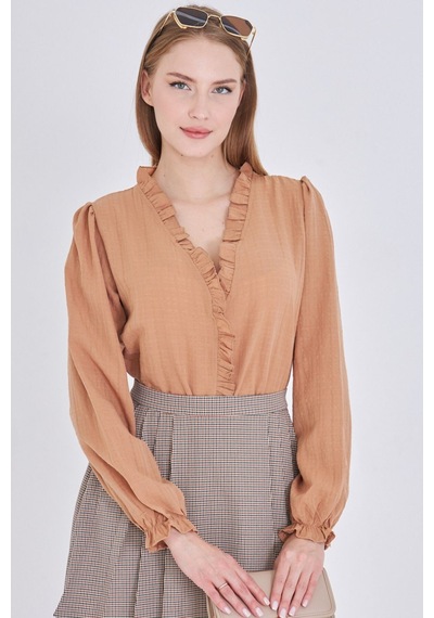 Armonika Kadın Camel Yakası Ve Önü Fırfır Detaylı Kolları Lastikli Uzun Kollu Bluz Arm-25k001030
