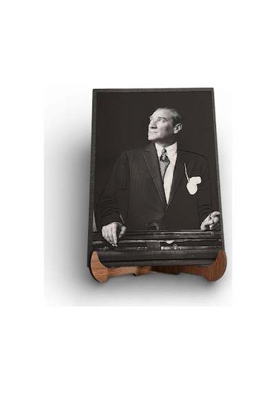 Atatürk Masaüstü Ahşap Tablo - Kabartmalı Baskı Şık Hediyelik 11x16 Cm No 5 3 Parça