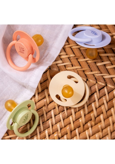 Wee Baby Pure Yuvarlak Uçlu Kauçuk Emzik No:2 Mavi 6-18 Ay