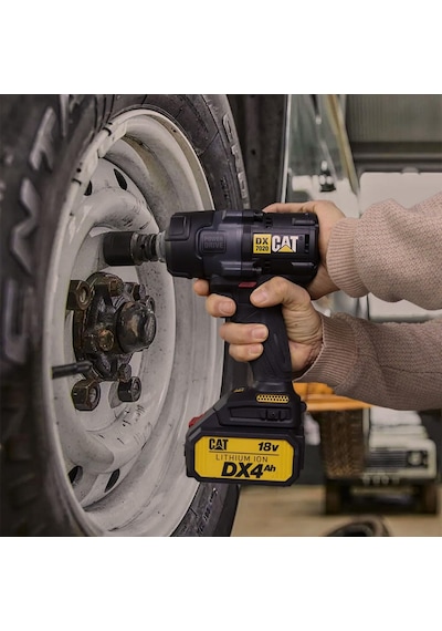 Cat Dx7020 18volt 4.0 Ah Çift Akülü Kömürsüz 700/880nm Profesyonel Şarjlı Somun Sıkma