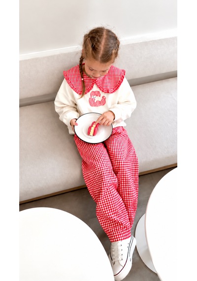 Elzo Collection Kız Çocuk Pötikare Bebe Yaka Ayıcık Baskılı Sweatshirt Pötikare Gabardin Denim Kot Pantolon Alt Üst Takım Ekru - Kırmızı Elzo Collection Kız Çocuk Pötikare Bebe Yaka Ayıcık Baskılı Sweatshirt Pötikare Gabardin Denim Kot Pantolon Alt Üst Takım Ekru - Kırmızı