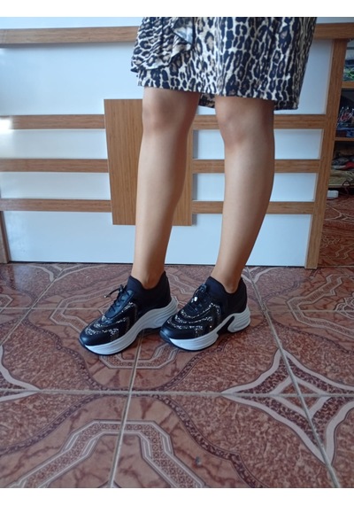 Cojans Kadın Yüksek Taban Rahat Şık Günlük Spor Ayakkabı Siyah Renk Çok Renkli
