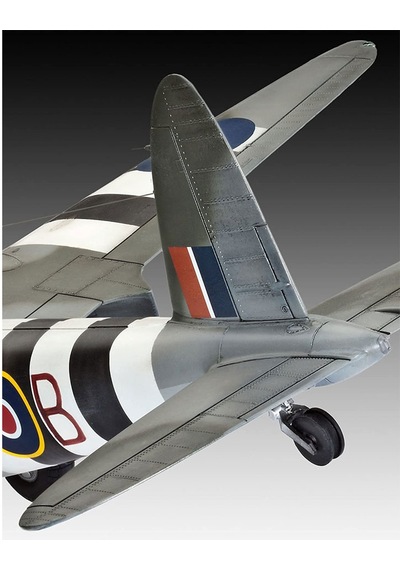 Revell Maket 1:32 De Havilland Mosquito 4758