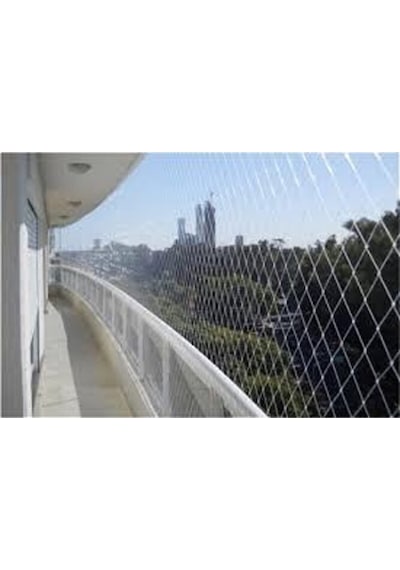 Yükseklik 2,50 Uzunluk 6 Metre Kuş Filesi Montaj Mağzemeli Balkon