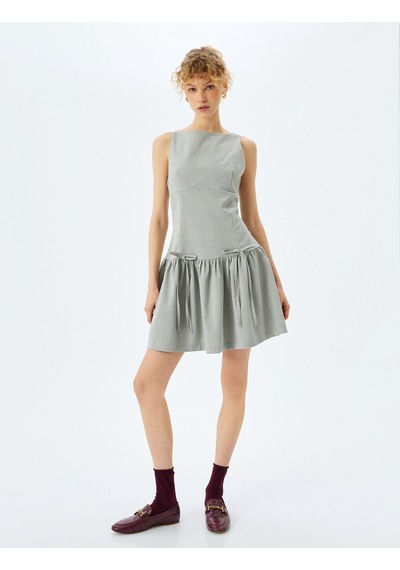 Koton Mini Slim Fit Bisiklet Yaka A Kesim Fiyonklu Elbise Gri 5sal80079ıw Gri