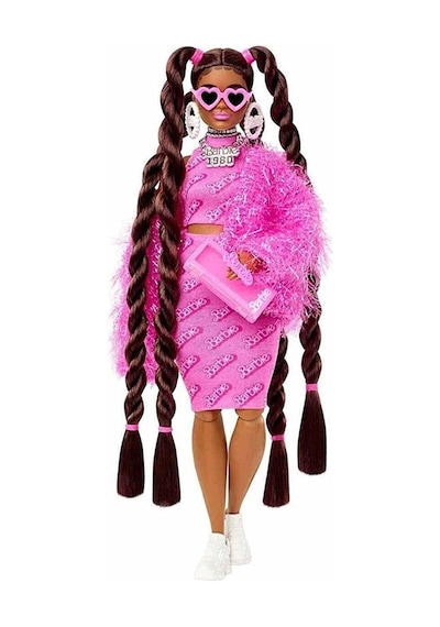 Barbie Extra Nostaljik Kıyafetli HHN06