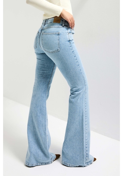it's basic Kadın Ice 4s6-3 Mid Rise Flare Fit Esnek Kumaş Denim Jean Buz Mavi it's basic Kadın Ice 4s6-3 Mid Rise Flare Fit Esnek Kumaş Denim Jean Buz Mavi