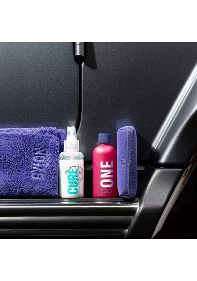 Gyeon Q² One Evo Light Box Seramik Kaplama - 100ml
