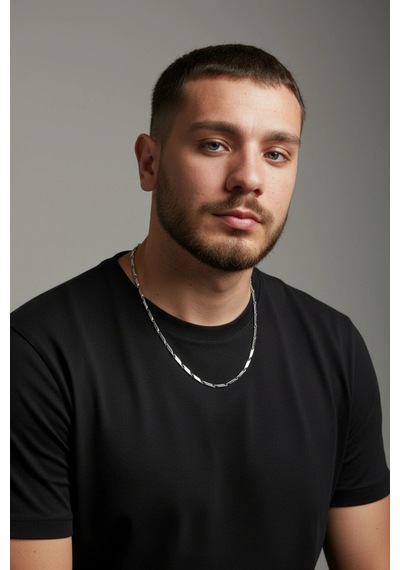 Erkek Küp Üçgen Model Çelik Kolye Gümüş