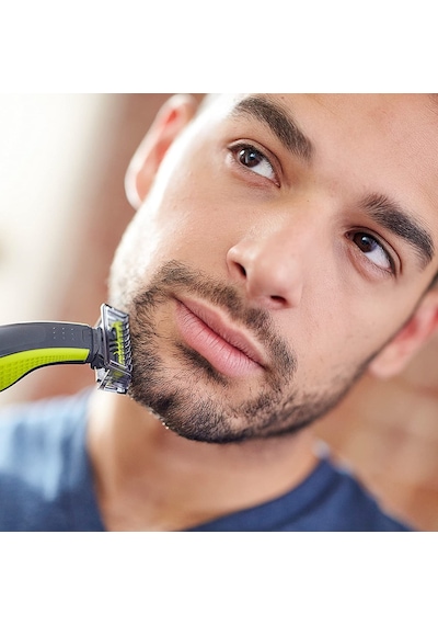 Philips QP2520/30 OneBlade Şarjlı Tıraş Makinesi