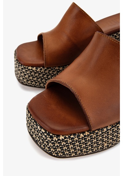 Valmenti Kadın Hakiki Deri Taba Topuklu Terlik 1141 905 Bn Trlk Y26 Tan Leather