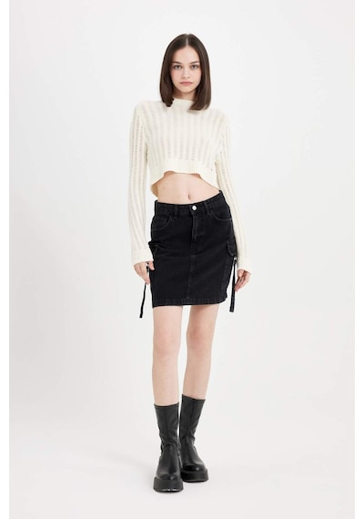 Defacto Regular Fit Crop Bisiklet Yaka Örgü Delikli Triko Kazak C6321AX24WNER103 Ekru