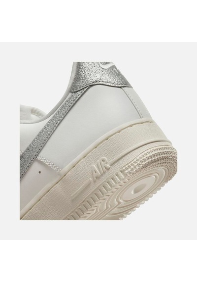 Nike Air Force 1 07 Essential Kadın Beyaz