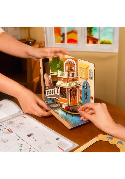Rolife Tgb08 Venedik Romantic Venice Kitap Köşesi Dıy Minyatür Maket Model Seti Mini Dollhouse 3d Model Kit Detaylı Dekoratif Hobi Seti 3d Puzzle Tiny House