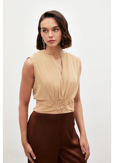 Sateen Toka Detaylı Kolsuz Bluz - Camel-134860 Sateen Toka Detaylı Kolsuz Bluz - Camel-134860