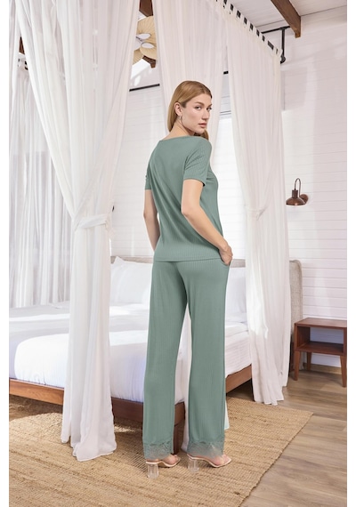 Monamise Kadın Dantelli Kısa Kollu V Yaka Pijama Takımı 25106 YESIL