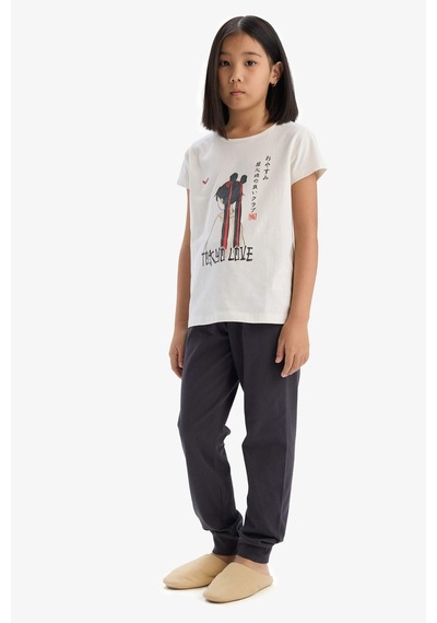 DeFacto Kız Çocuk Pijama Takımı Baskılı Kısa Kollu Üst Esnek Belli Uzun Alt E0541A825SMER85 DeFacto Kız Çocuk Pijama Takımı Baskılı Kısa Kollu Üst Esnek Belli Uzun Alt E0541A825SMER85