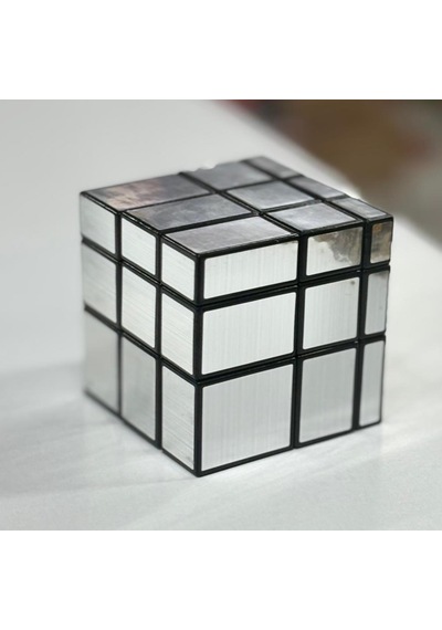 3x3x3 Mirror Sihirli Zeka Küpü Geometrik Asimetrik Gümüş Gri