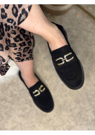 Günlük Kadın Loafer Klasik Alçak Topuklu Desenli Taban Zincirli Oval Burunlu Makosen Ayakkabı 100 Siyah Süet Altın Günlük Kadın Loafer Klasik Alçak Topuklu Desenli Taban Zincirli Oval Burunlu Makosen Ayakkabı 100 Siyah Süet Altın