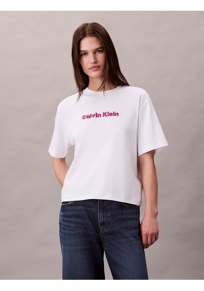 Calvin Klein Jeans Kısa Kollu 2 Renkli 3d Nakışlı Logolu Kadın T-shirt Lv047d205g-yaa Beyaz Calvin Klein Jeans Kısa Kollu 2 Renkli 3d Nakışlı Logolu Kadın T-shirt Lv047d205g-yaa Beyaz