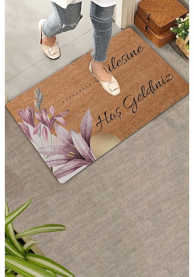 Valerine Life Pembe Lilyum Çiçeği Kişiye, İsme Ve Aileye Özel Hoş Geldiniz Kapı Önü Paspası 45x70cm Kahverengi