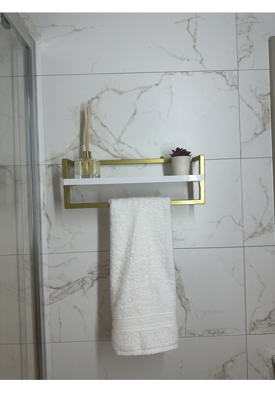 lyla concept Defne Banyo Ahşap Raflı Gold Metal Havlu, Şal Askılık Beyaz Raf Gold