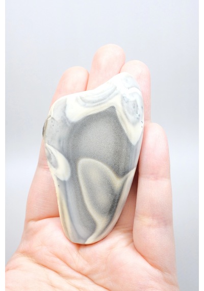 Toz Gri Merlinit Serbest Form Numune - Dumlu Gri Ve Krem Dendritik Opal