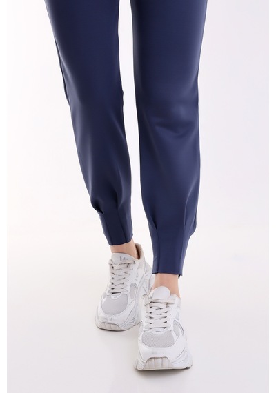Dechival Scuba Dalgıç Jogger Eşofman Altı Yüksek Bel Geniş Kemer Paça Pile Detaylı İndigo Dechival Scuba Dalgıç Jogger Eşofman Altı Yüksek Bel Geniş Kemer Paça Pile Detaylı İndigo