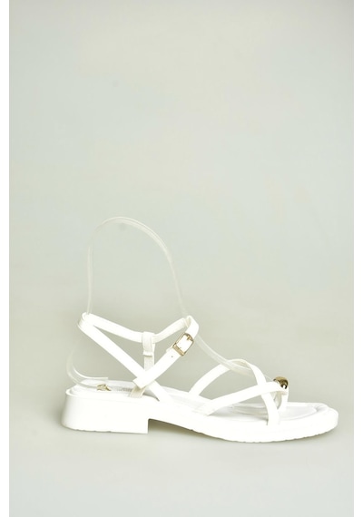 Fox Shoes U267763509 Beyaz Alçak Topuklu Gold Yüzük Detaylı Kadın Sandalet Beyaz-suni Deri