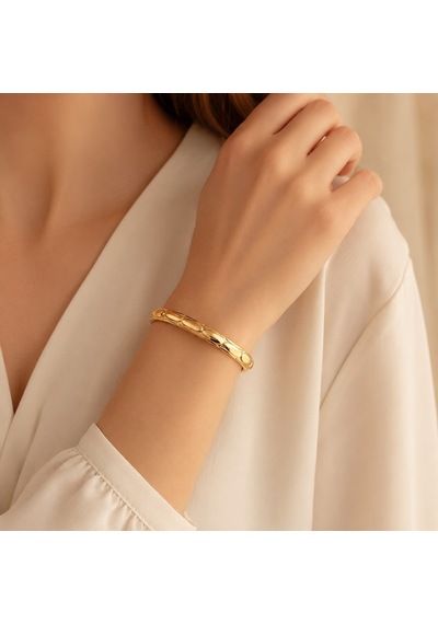 Gold Desenli Kelepçe Bileklik Kadın Parlak Gold Renk Şık Bijuteri Bileklik 60 Mm