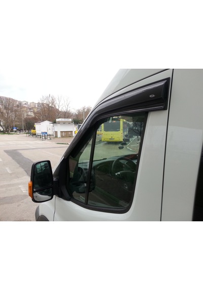 Ford Transit 2015 Üzeri 2'li Mugen Cam Rüzgarlığı