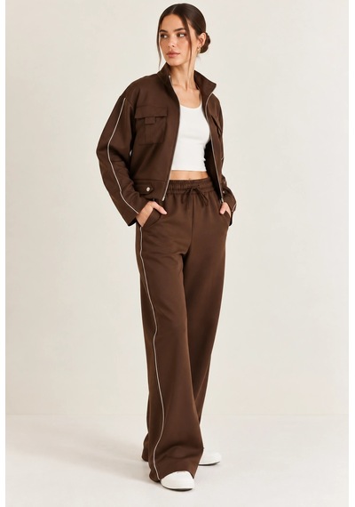 Mevese Biyeli Detaylı Dik Yaka Fermuarlı Sweatshirt & Wide Leg Eşofman Takım - Acı Kahve Kahverengi Mevese Biyeli Detaylı Dik Yaka Fermuarlı Sweatshirt & Wide Leg Eşofman Takım - Acı Kahve Kahverengi