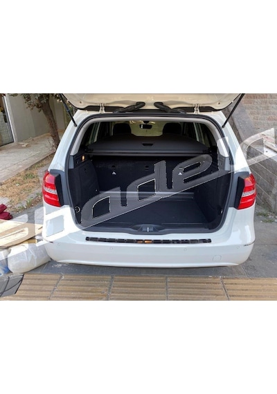 Mercedes B Serısı 2011-2018 Uyumlu Bagaj Havuzu Kokusuz Kaucuk 3D