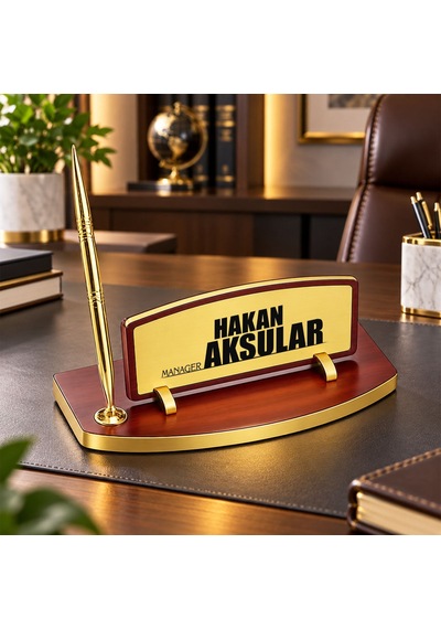 Bk Gift Kişiye Özel Kalemli Ahşap Masa İsimliği Gold Plakalı Bk26 -5 Çok Renkli