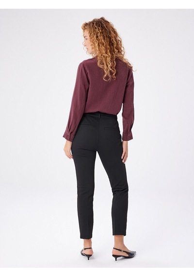 Faik Sönmez Metal Aksesuarlı Diagonal Dokulu Slim Fıt Örme Pantolon W27pnt018 Uw27pnt01810 Siyah