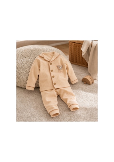 Bebelove Erkek Bebek Bej Düğmeli Ayıcık Nakışlı 2'li Pijama Takım