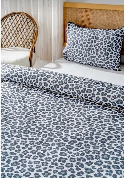 Leopar Desenli Battal Boy Pike 220x240 Cm Şıklık Ve Konfor Bir Arada Çok Renkli