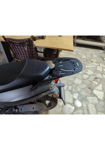 Peugeot Kisbee Çanta Demiri