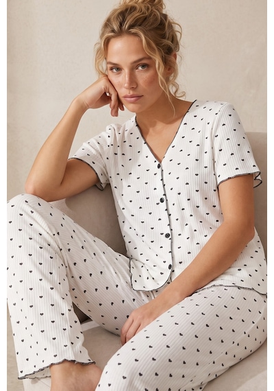 Siyah İnci Yumuşak Tuşe Yazlık Fitilli Pamuklu Örme Pijama Takım 7994 Ekru Siyah Kalp Siyah İnci Yumuşak Tuşe Yazlık Fitilli Pamuklu Örme Pijama Takım 7994 Ekru Siyah Kalp